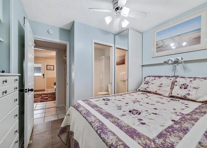 The Front 601- Affordable Beachfront Holiday home