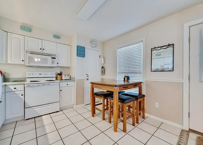 Holiday home The Front 601- Affordable Beachfront